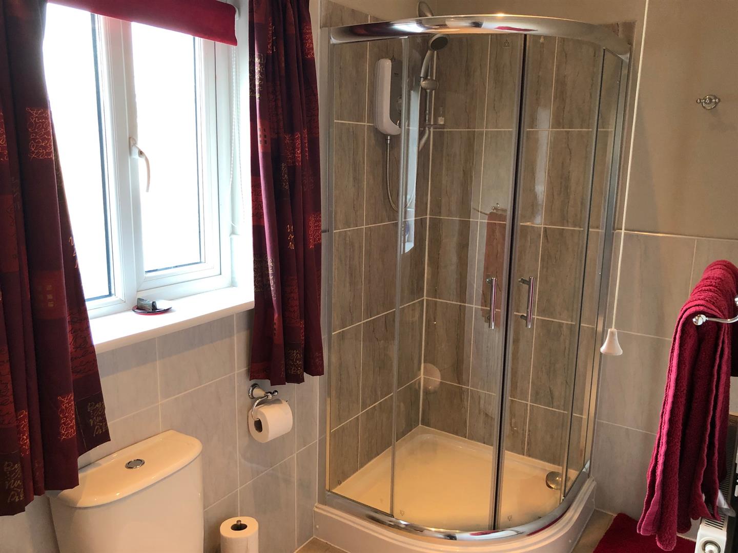 EN SUITE